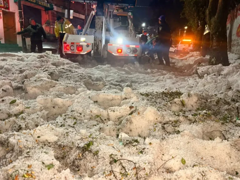 activan alerta purpura roja y naranja en cdmx por fuertes lluvias ce658391 da6a 460e a304 0a786065be75 media