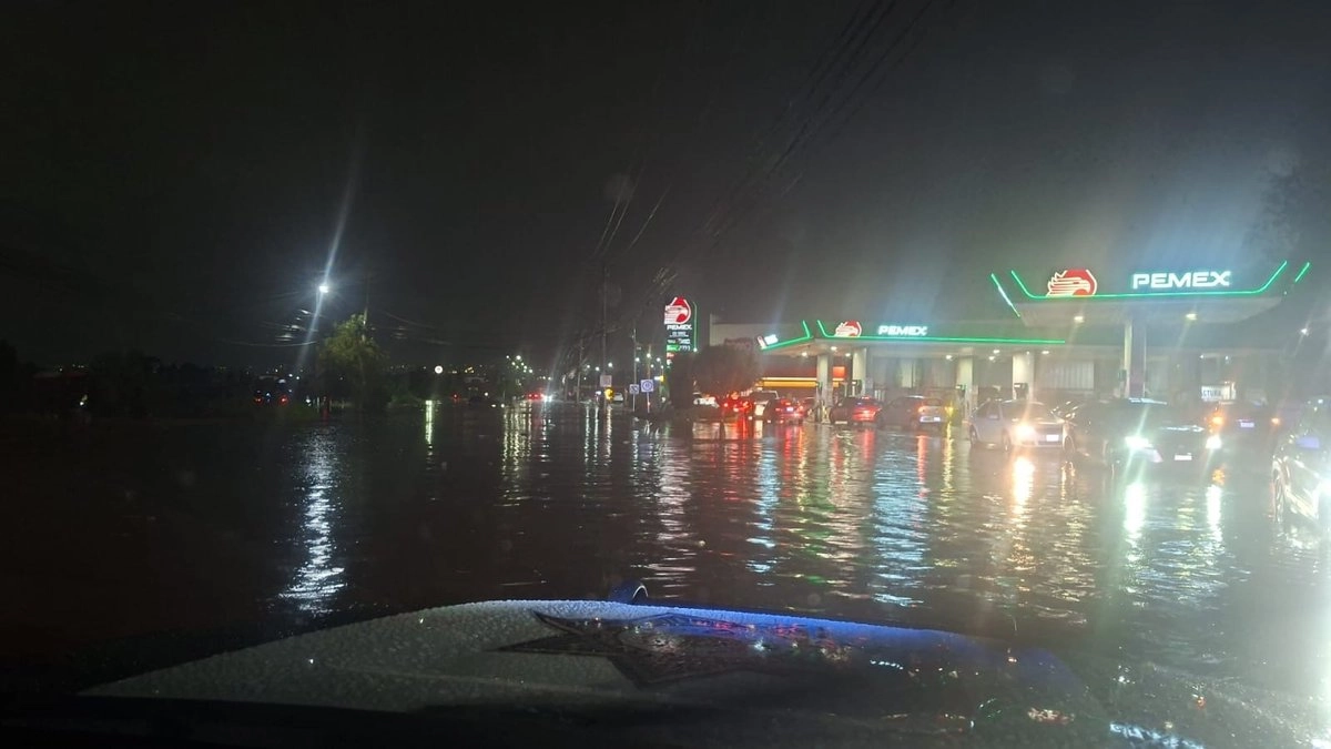 edomex lluvias desbordan canales en ixtapaluca y chalco reportan inundaciones 490b6f0d 1c2d 40b1 a4b7 c72aa4615d50 medialjnimgndimage=fullsize
