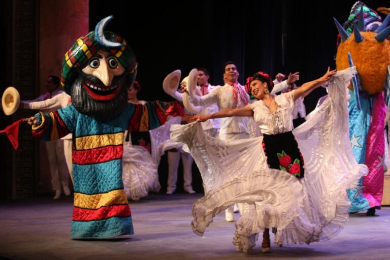 ballet folklorico amalia hernandez palacio bellas artes